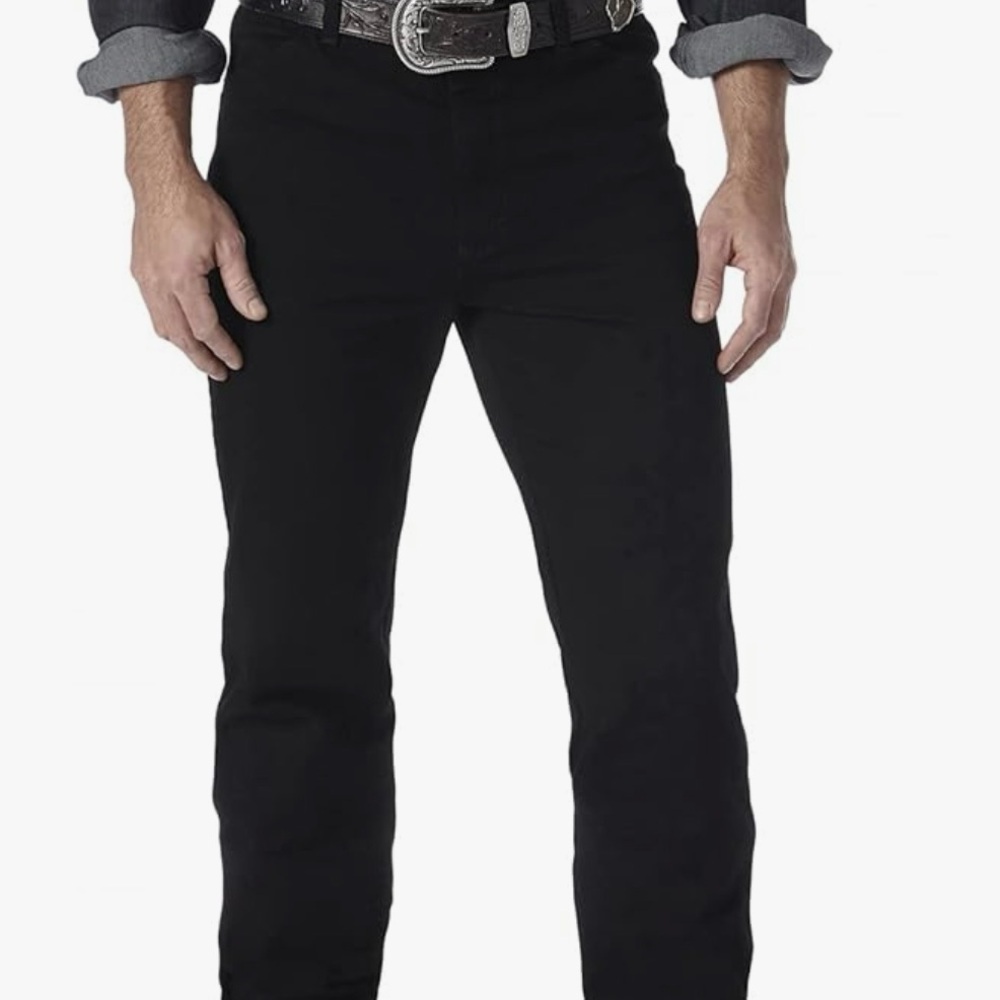NWT Wrangler men cowboy cut slim fit jean, black size 36Wx 34L